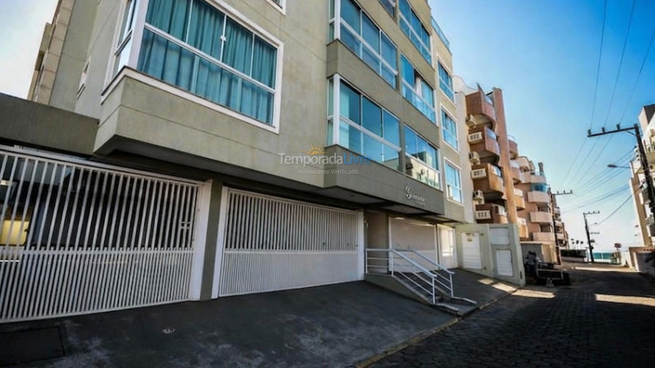 Apartment for vacation rental in Bombinhas (Praia de Bombas)