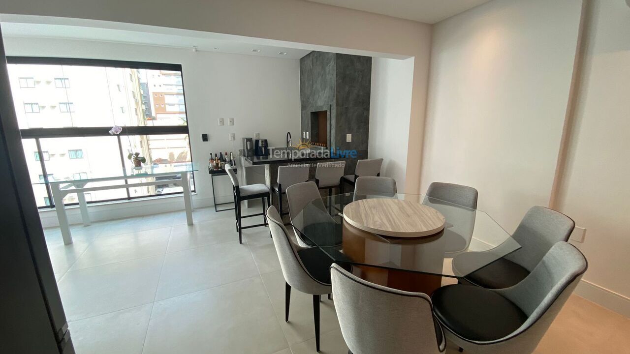 Apartment for vacation rental in Itapema (Meia Praia)