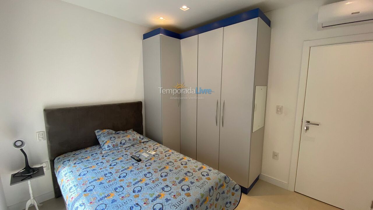 Apartment for vacation rental in Itapema (Meia Praia)