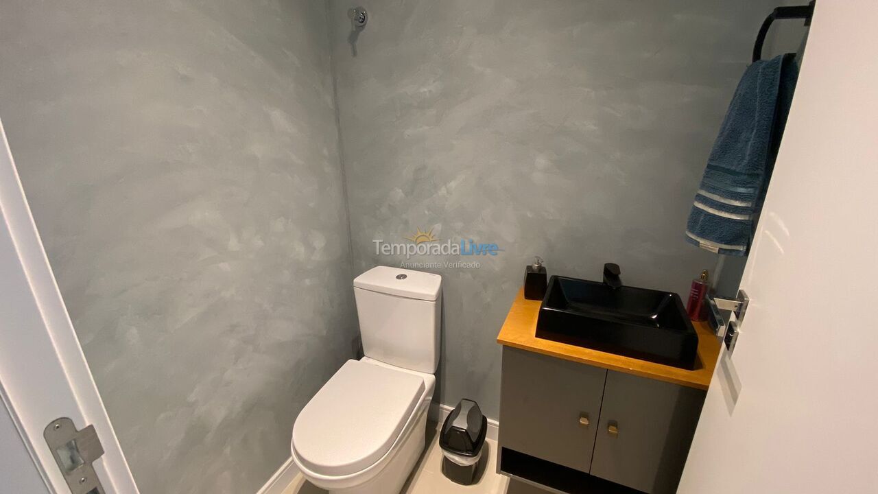 Apartment for vacation rental in Itapema (Meia Praia)