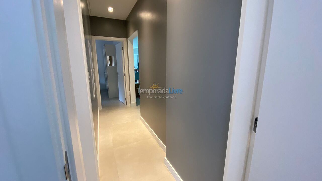 Apartment for vacation rental in Itapema (Meia Praia)