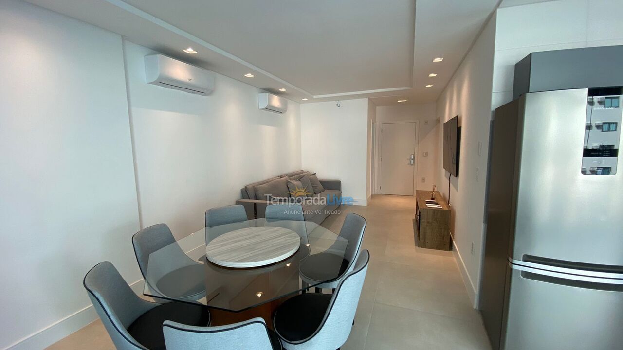 Apartment for vacation rental in Itapema (Meia Praia)