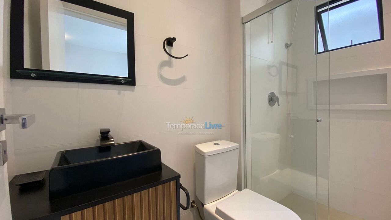 Apartment for vacation rental in Itapema (Meia Praia)