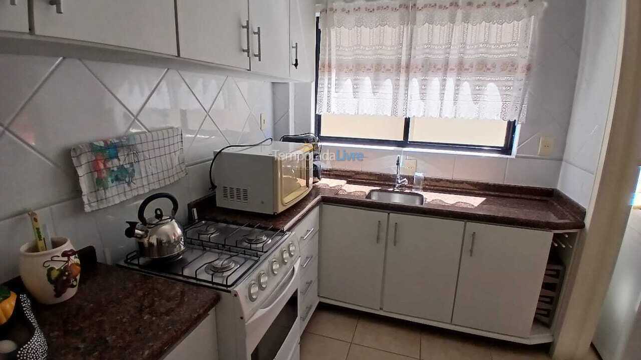 Apartamento para alquiler de vacaciones em Itapema (Meia Praia)