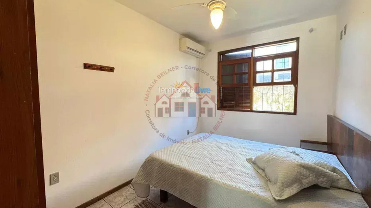 Apartment for vacation rental in Bombinhas (Canto Grande)