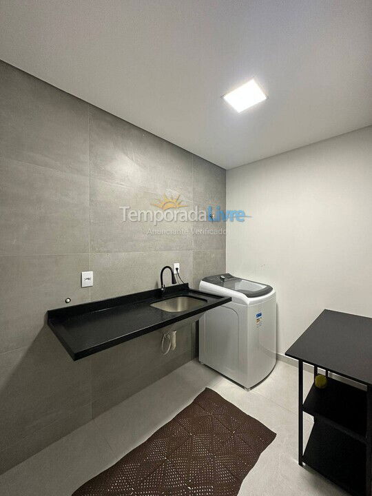 Casa para aluguel de temporada em Florianópolis (Praia da Daniela)