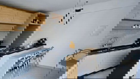 Casa com 5 quartos, frente para o mar em Daniela