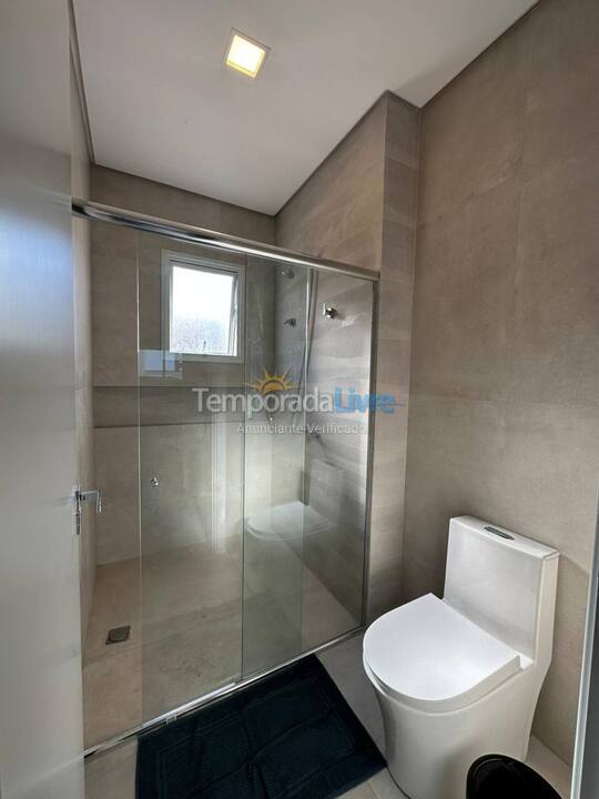 Casa para aluguel de temporada em Florianópolis (Praia da Daniela)