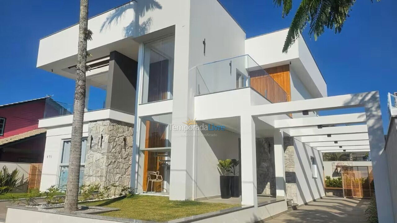 Casa para aluguel de temporada em Florianópolis (Praia da Daniela)