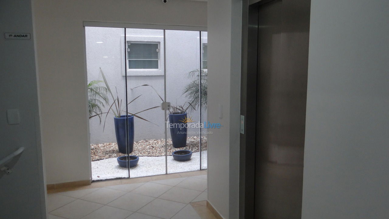 Apartment for vacation rental in Bombinhas (Canto Grande)