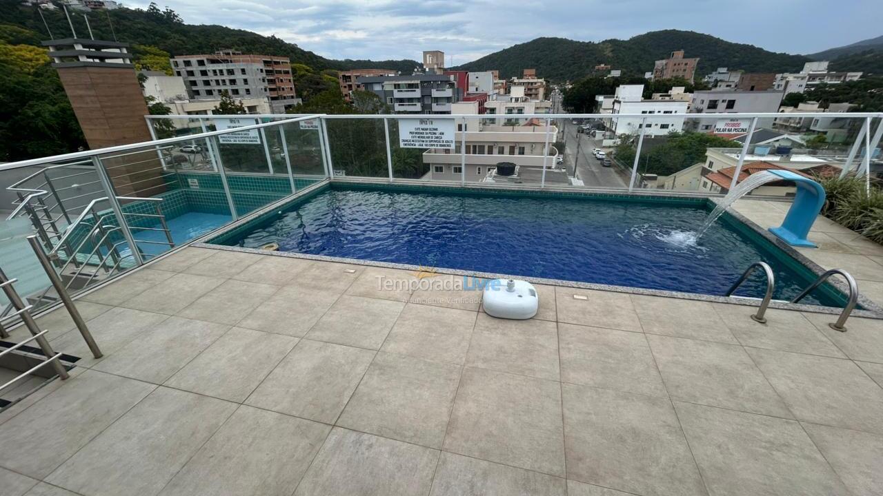 Apartamento para alquiler de vacaciones em Bombinhas (Praia de Bombas)