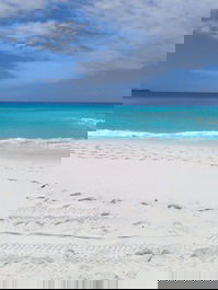 Excellent duplex house 50 meters from the beach.