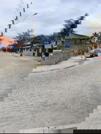 Excellent duplex house 50 meters from the beach.