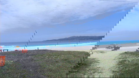 Excellent duplex house 50 meters from the beach.