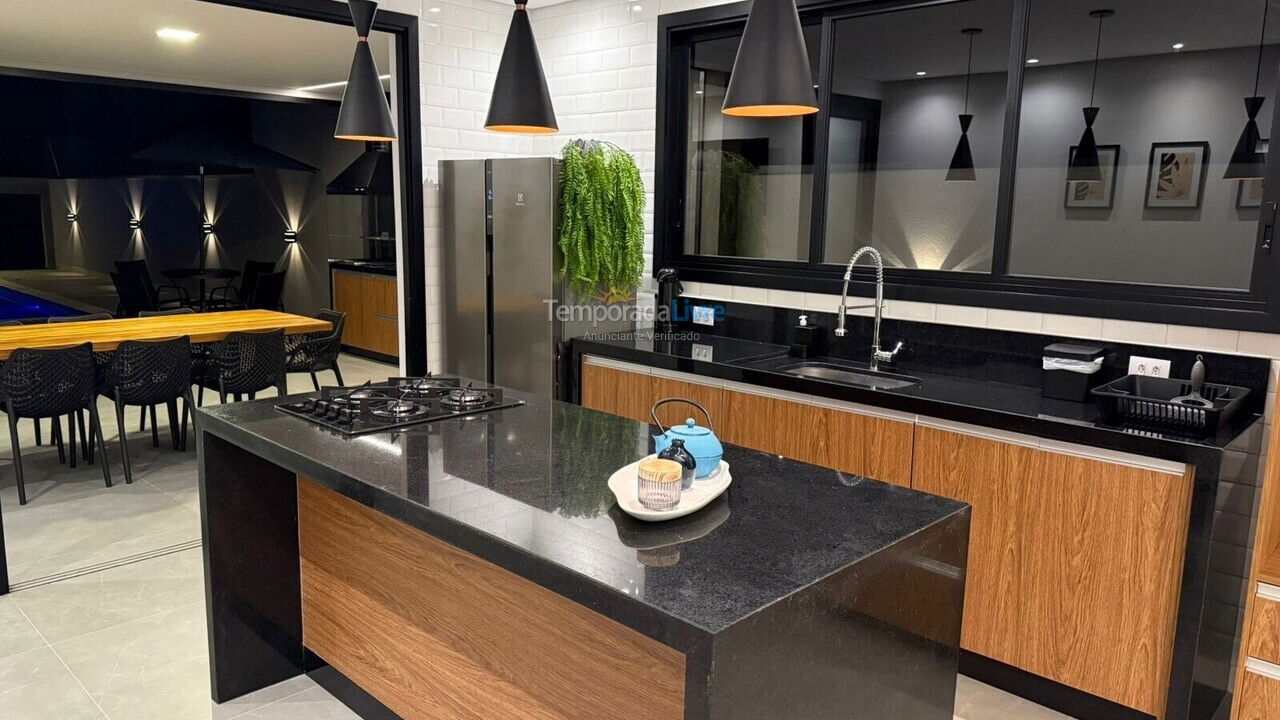 House for vacation rental in Bertioga (Condominio Morada da Praia)