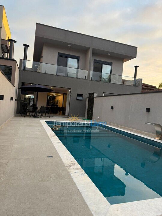 House for vacation rental in Bertioga (Condominio Morada da Praia)