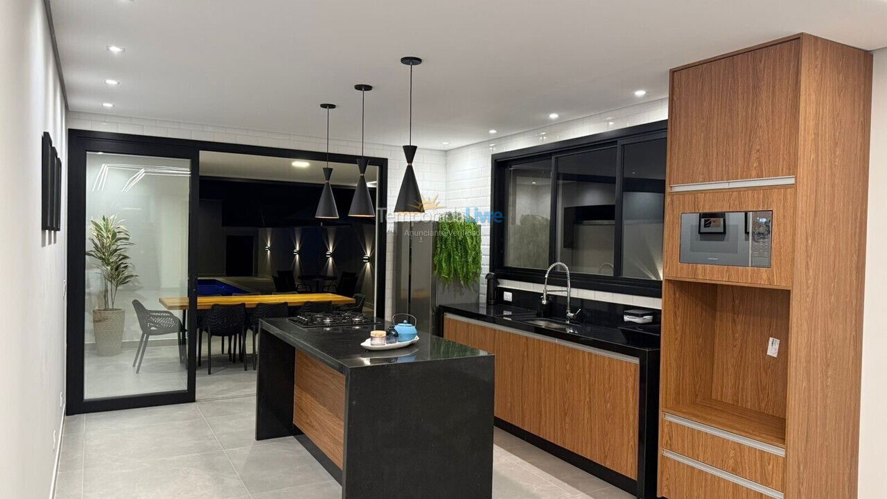 House for vacation rental in Bertioga (Condominio Morada da Praia)