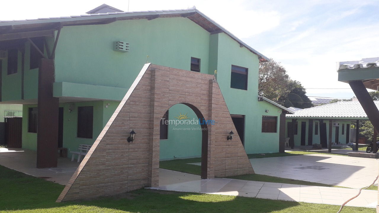 Casa para aluguel de temporada em Camaçari (Praia de Guarajuba)