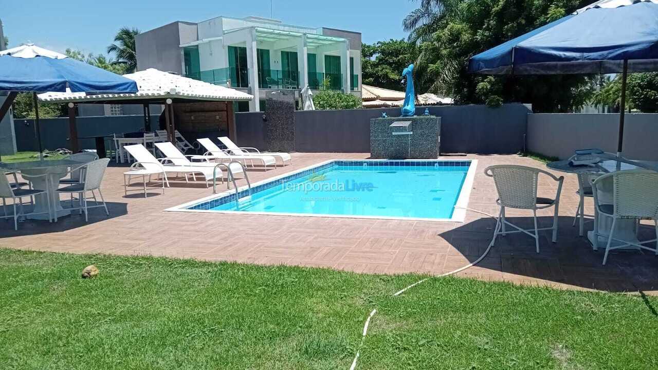 Casa para aluguel de temporada em Camaçari (Praia de Guarajuba)