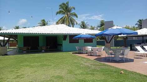 Aluguel Temporada Casa 13 quartos 13 Suítes em Guarajuba-Bahia