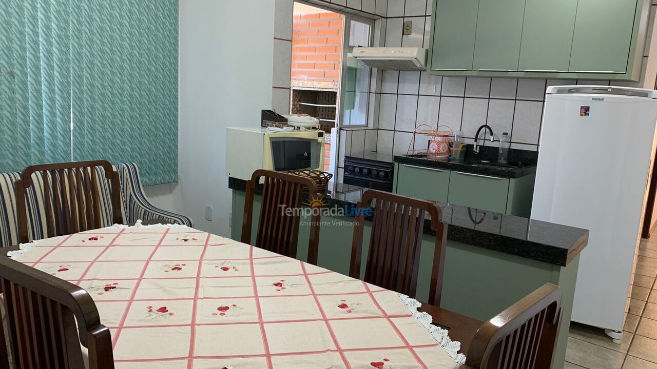 Apartamento para alquiler de vacaciones em Florianopolis (Canasvieiras)