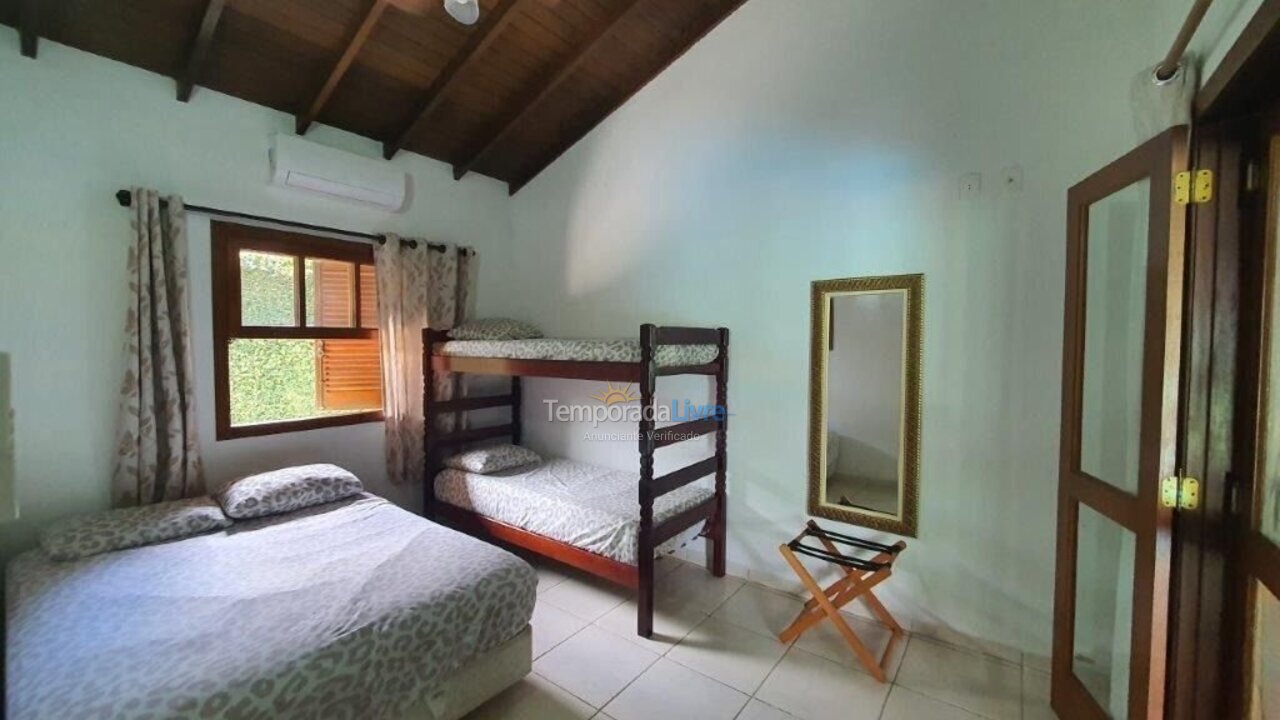 Casa para alquiler de vacaciones em Ubatuba (Itamambuca)
