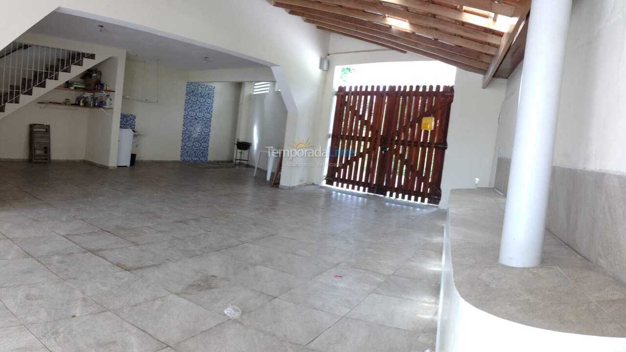 House for vacation rental in Ubatuba (Centro)