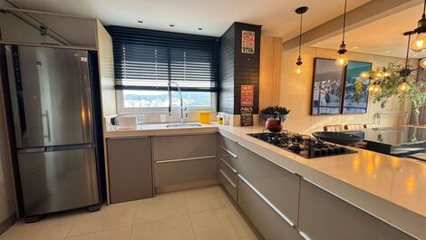 Luxury apartment available for New Year's Eve.