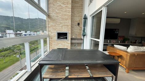 Luxury apartment available for New Year's Eve.