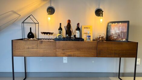 Luxury apartment available for New Year's Eve.