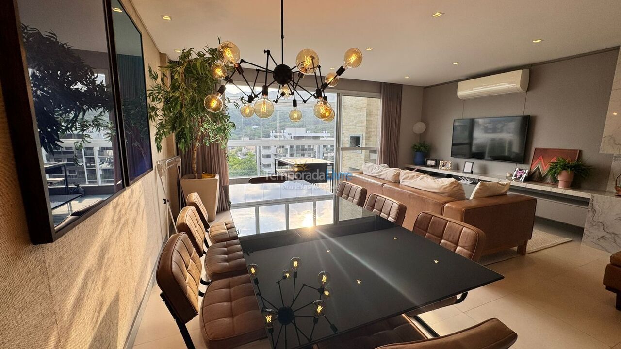 Apartment for vacation rental in Governador Celso Ramos (Praia de Palmas)