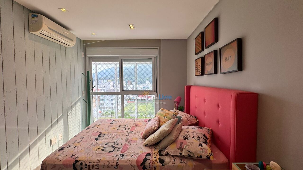 Apartment for vacation rental in Governador Celso Ramos (Praia de Palmas)