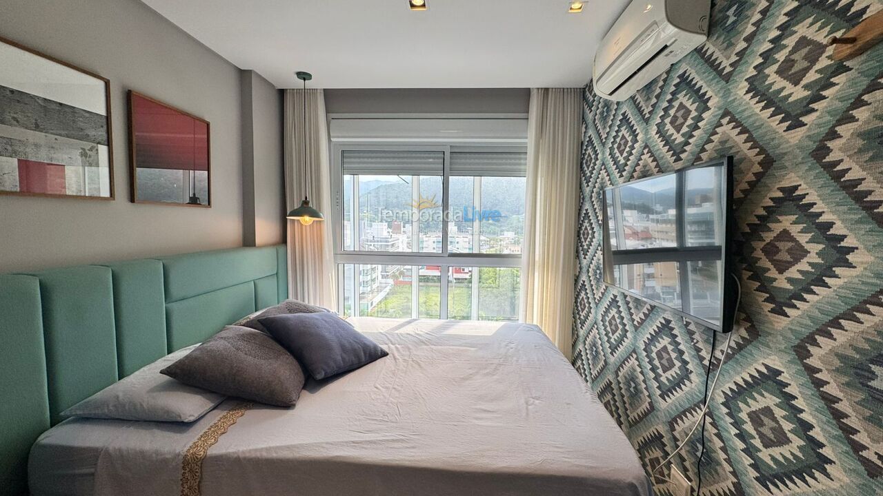 Apartment for vacation rental in Governador Celso Ramos (Praia de Palmas)