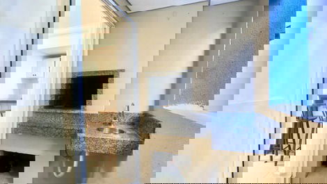 Apartamento en Bombas, a una cuadra de la playa, para 5 personas.