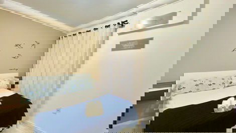 Apartamento en Bombas, a una cuadra de la playa, para 5 personas.