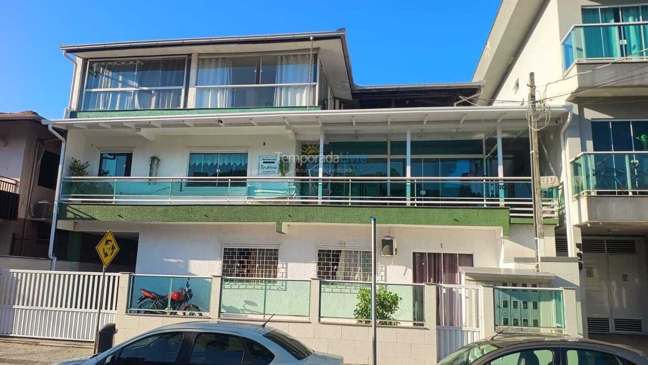 Apartamento para alquiler de vacaciones em Balneário Camboriú (Praia dos Amores)