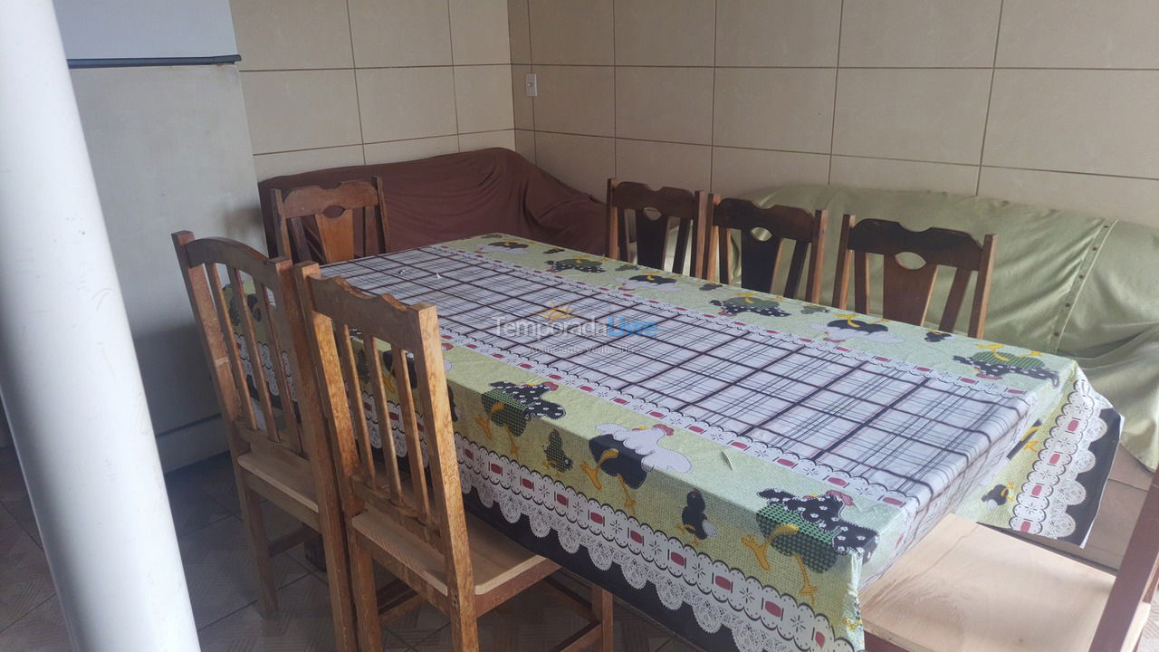 Casa para alquiler de vacaciones em São Francisco do Sul (Enseada)