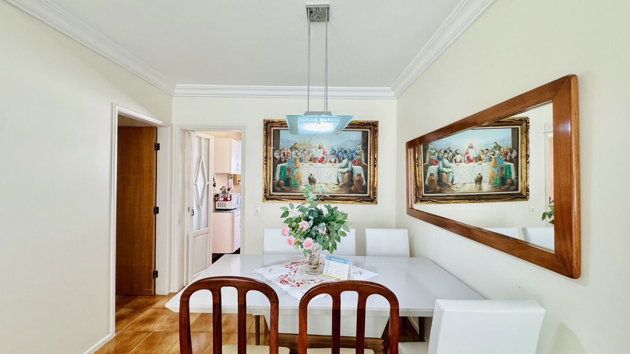 Apartamento para aluguel de temporada em Guarujá (Pitangueiras)