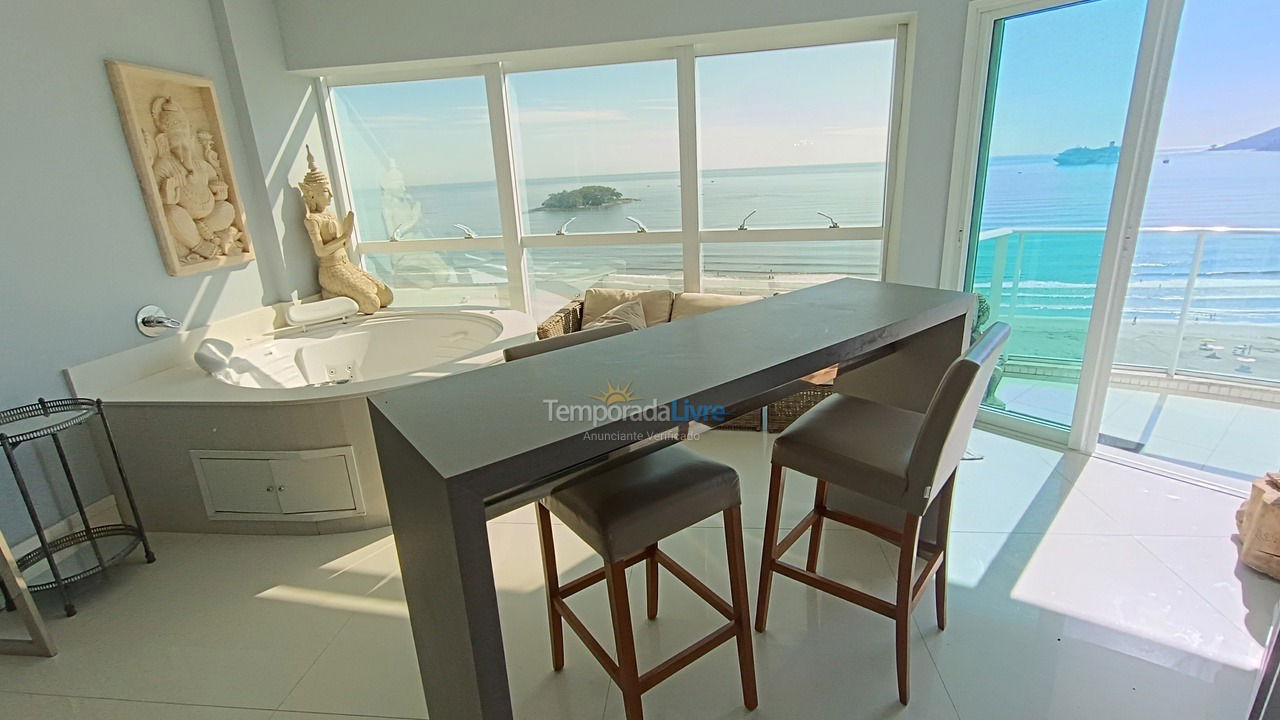 Apartment for vacation rental in Balneário Camboriú (Centro)