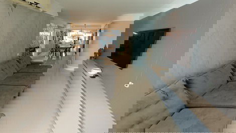 Oceanfront property with jacuzzi and charcoal grill, including 2 private parking spaces.