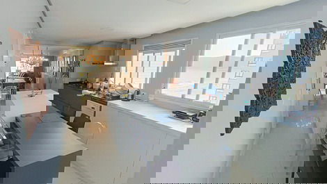 Oceanfront property with jacuzzi and charcoal grill, including 2 private parking spaces.