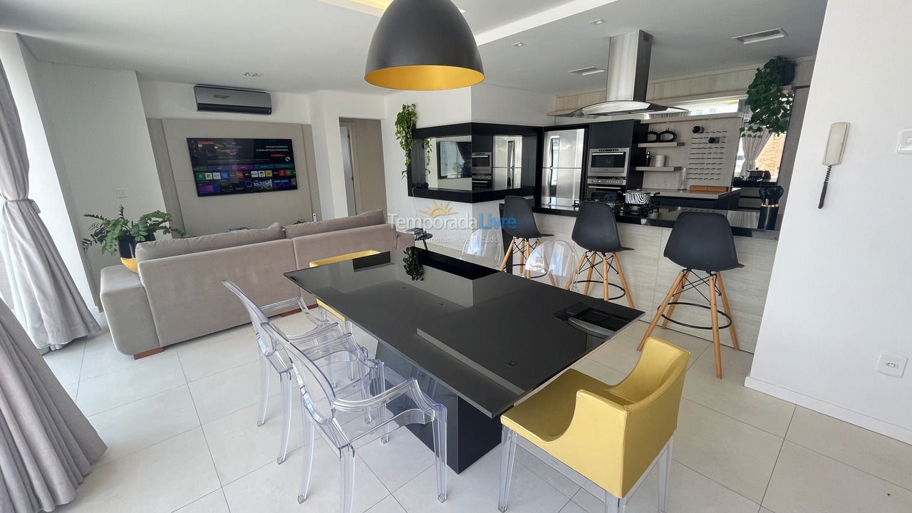 Apartamento para alquiler de vacaciones em Florianopolis (Praia dos Ingleses)