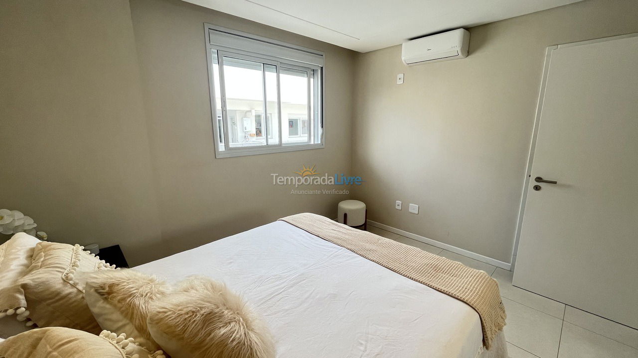 Apartamento para alquiler de vacaciones em Florianopolis (Praia dos Ingleses)