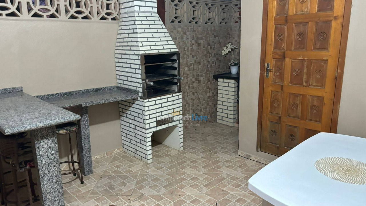 Casa para alquiler de vacaciones em Bombinhas (Canto Grande)