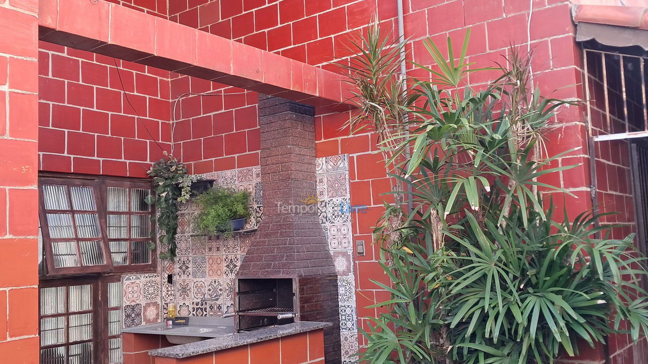 Casa para alquiler de vacaciones em Mongaguá (Balneario Itaoca)