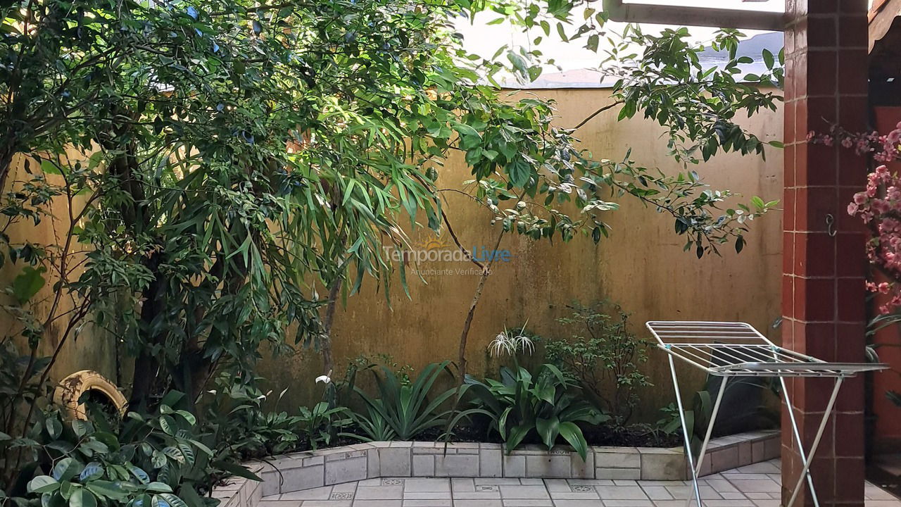 Casa para alquiler de vacaciones em Mongaguá (Balneario Itaoca)