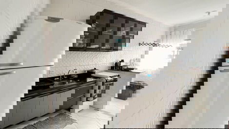 Apartamento en Toninhas, a 120m del mar ¡Wi-Fi, Netflix y comodidad!