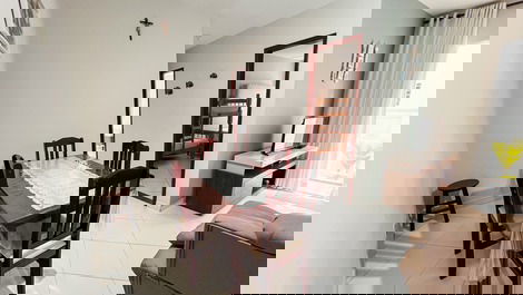 Apartamento en Toninhas, a 120m del mar ¡Wi-Fi, Netflix y comodidad!