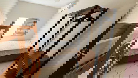 Apartamento en Toninhas, a 120m del mar ¡Wi-Fi, Netflix y comodidad!