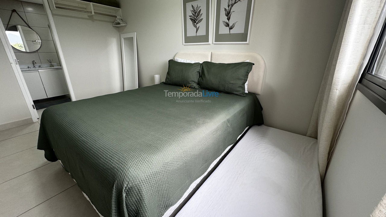 Apartamento para aluguel de temporada em Bertioga (Centro)